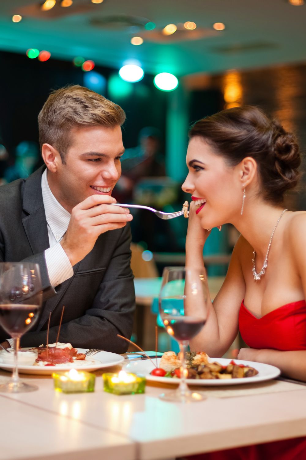 10 SIGNS YOUR FRIEND WITH BENEFITS IS FALLING FOR YOU