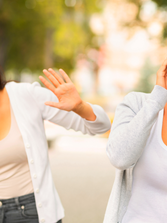 7 Signs Your Friend Is Embarrassed Of You