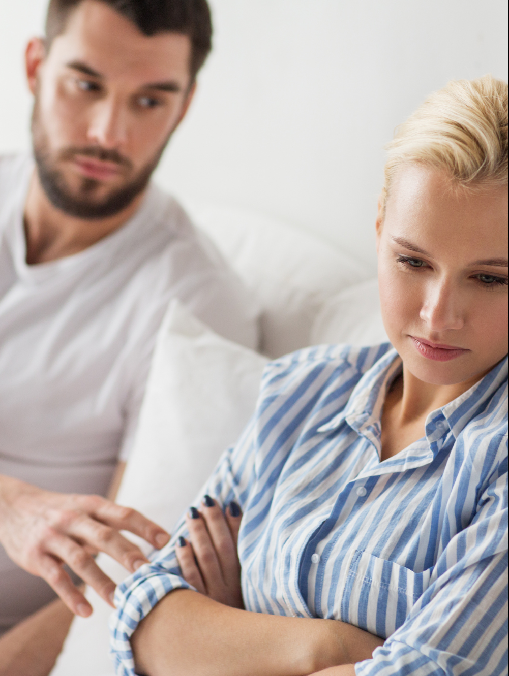 signs a woman is unhappy in her marriage?