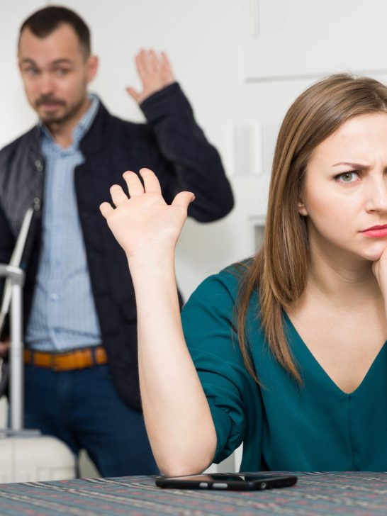 10 Signs Your Husband Is Planning To Leave You: Don’t Be Blindsided