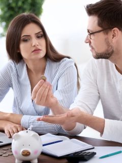 How To Deal With A Man That Uses You For Money