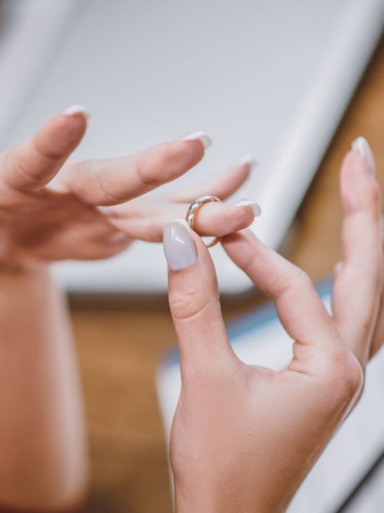 When a Woman Removes Her Wedding Ring: 10 Things It Could Mean