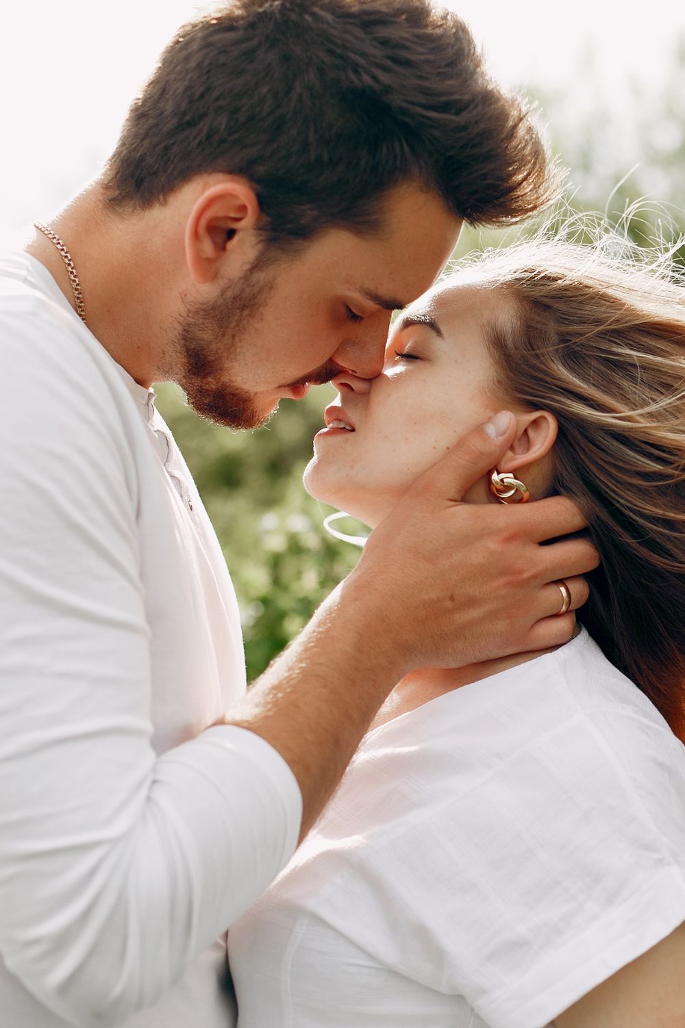 Really, Why Do Married Couples Stop Kissing? Olubunmi Mabel