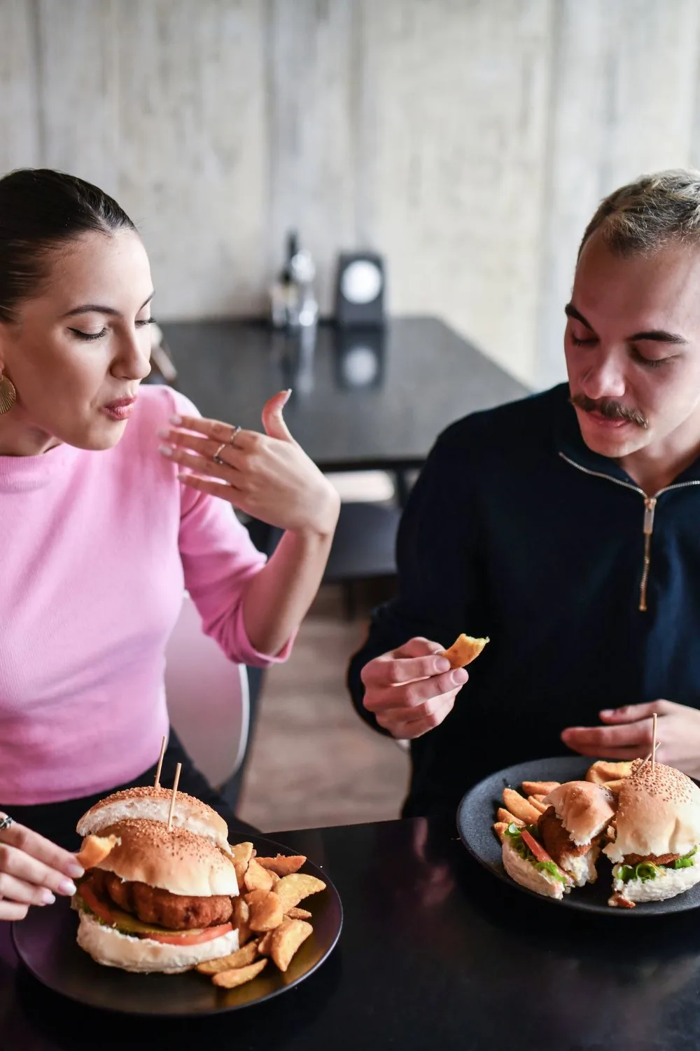 7 Best First Date Foods Impress Your Date Without Stress Olubunmi Mabel