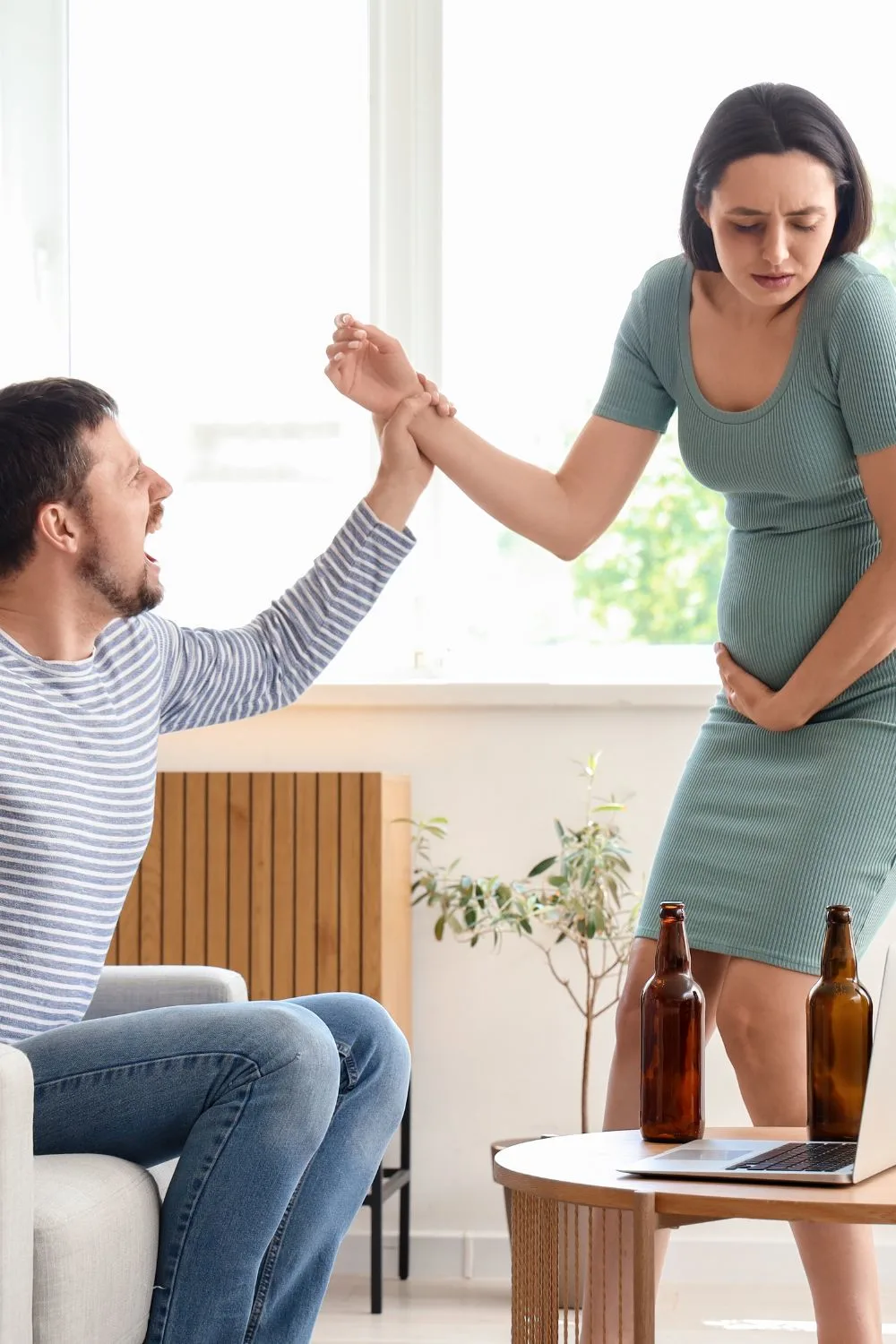 9 Things Husbands should not do during pregnancy