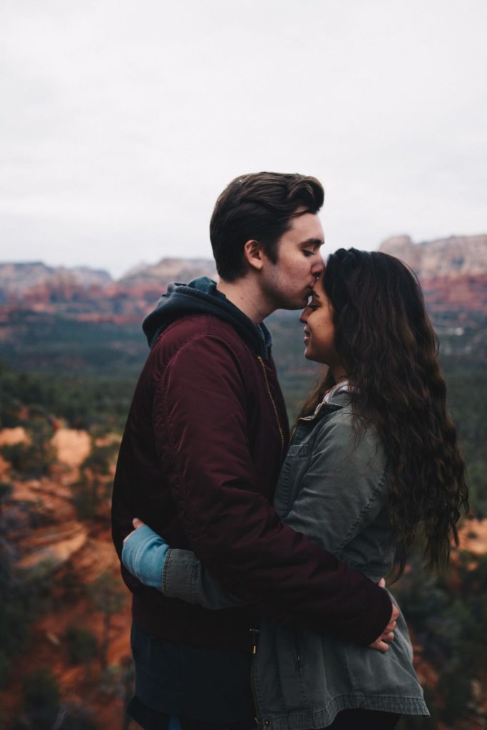 13 Signs A Married Man Has Fallen In Love With You And What To Do About