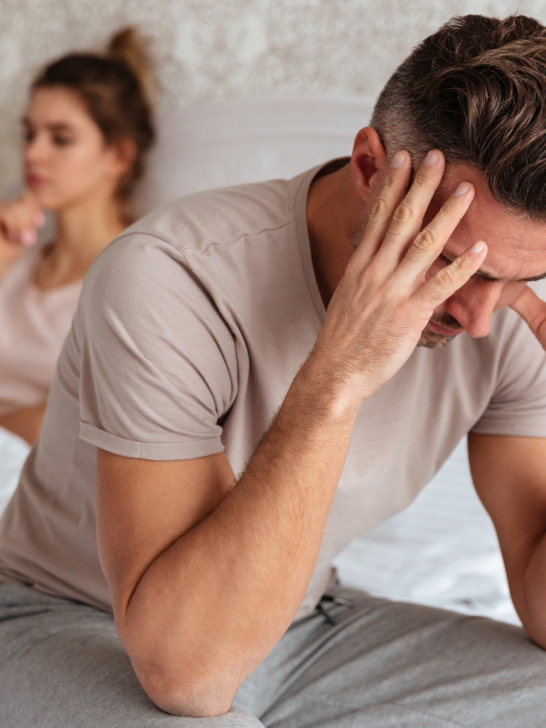 8 Warning Signs You Are Dating an Emotionally Damaged Man