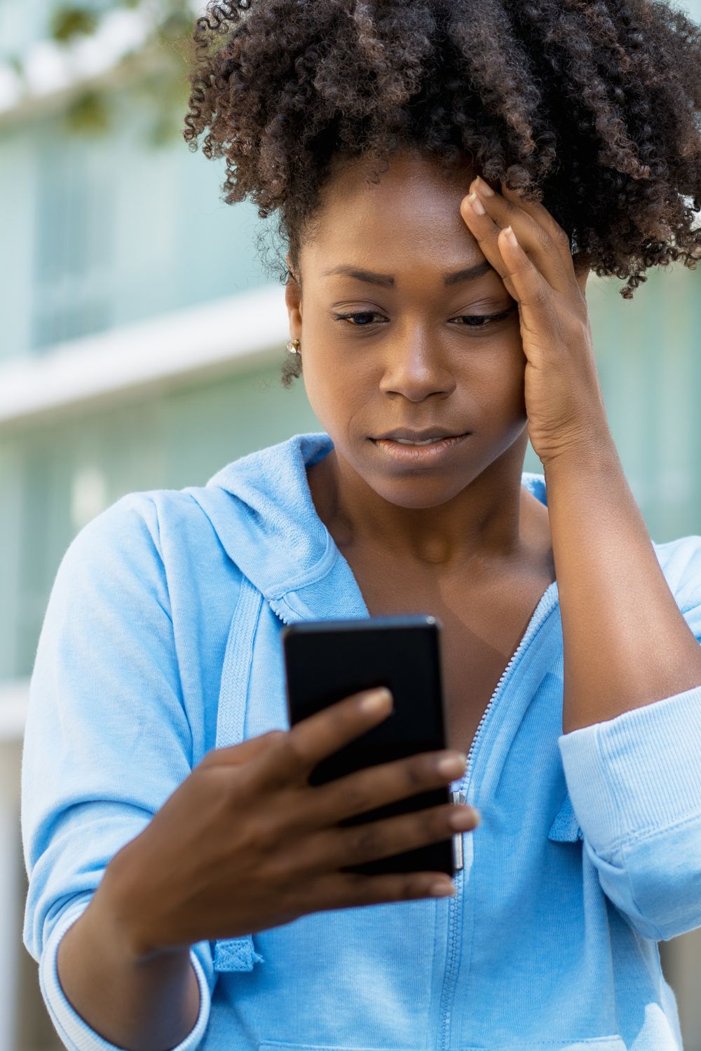 10 Heartbreaking Signs You Mean Nothing To Him - Olubunmi Mabel