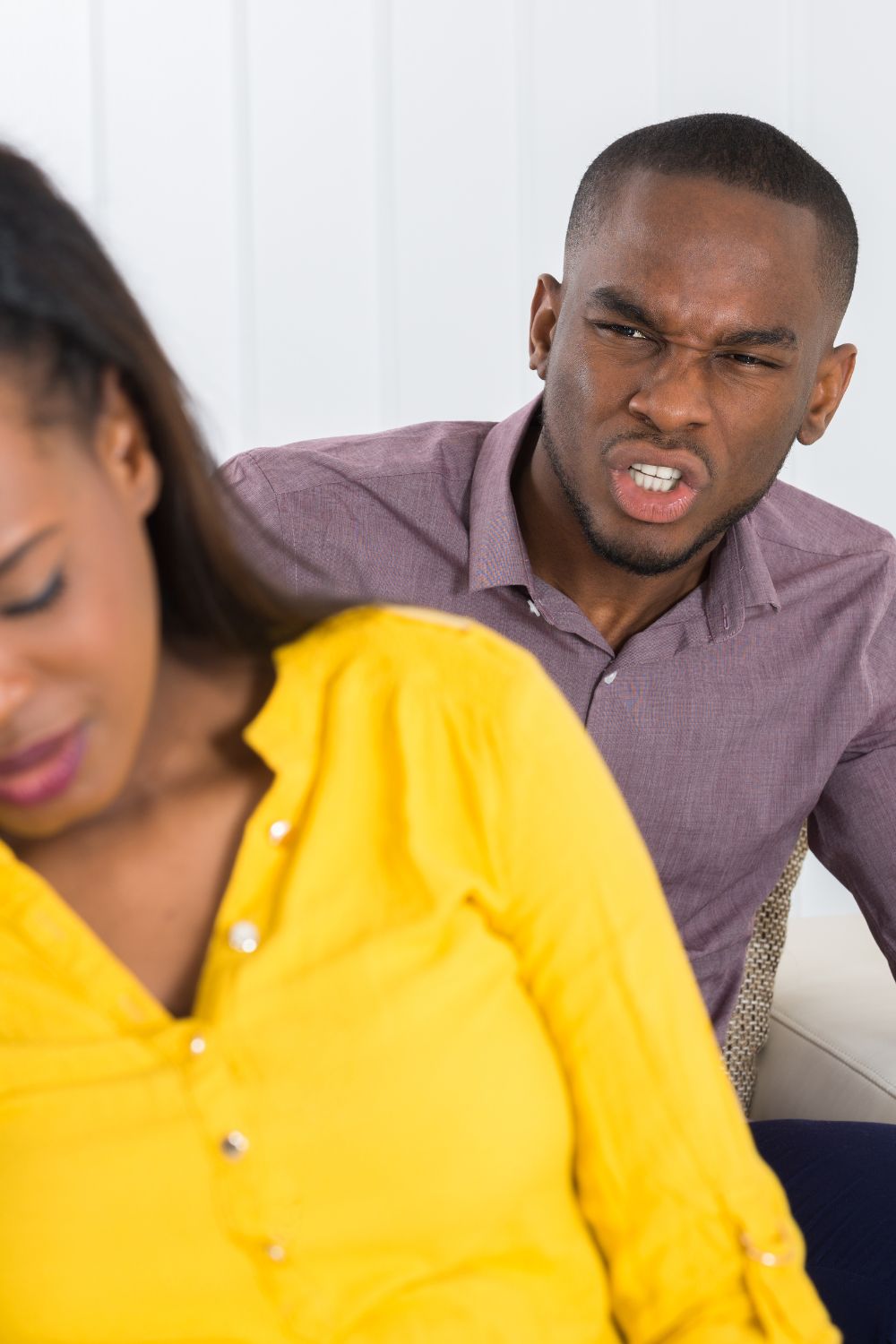 A wise woman will never marry a man who does these 6 things