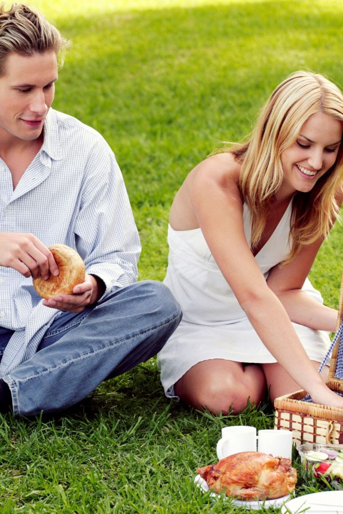 10 Obvious Signs A Guy Finds You Irresistible Olubunmi Mabel