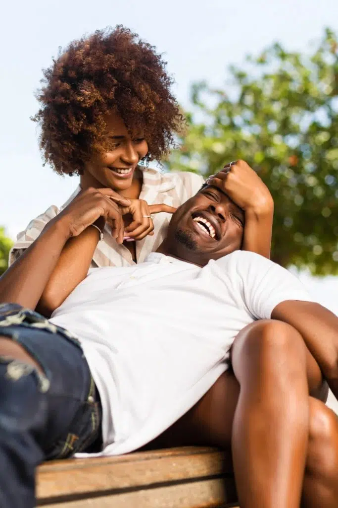 10 Things Men Who Are Passionate About Their Marriage Will Always Show