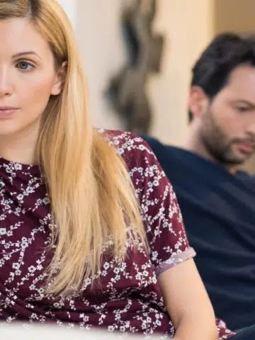 9 Signs Your Relationship Is Not Going Anywhere