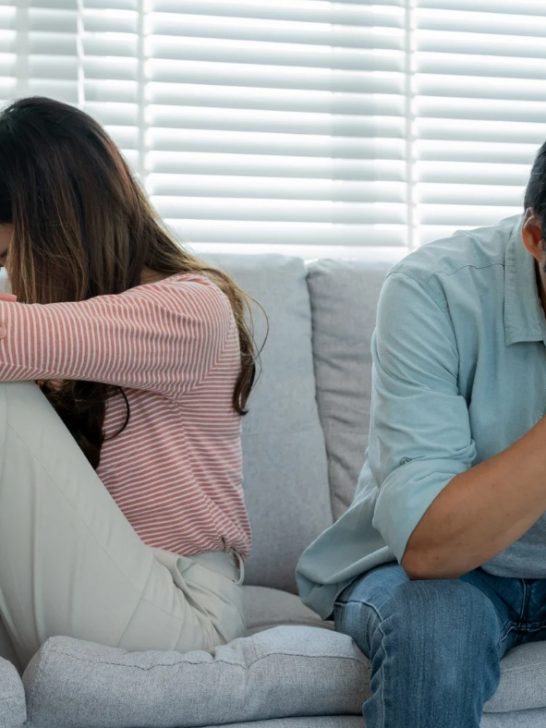 10 Signs Your Husband’s Love for You Is Fading