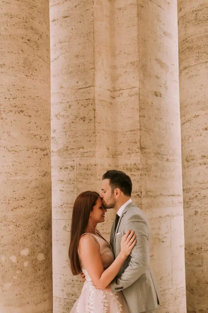 Signs your husband is grateful he married you