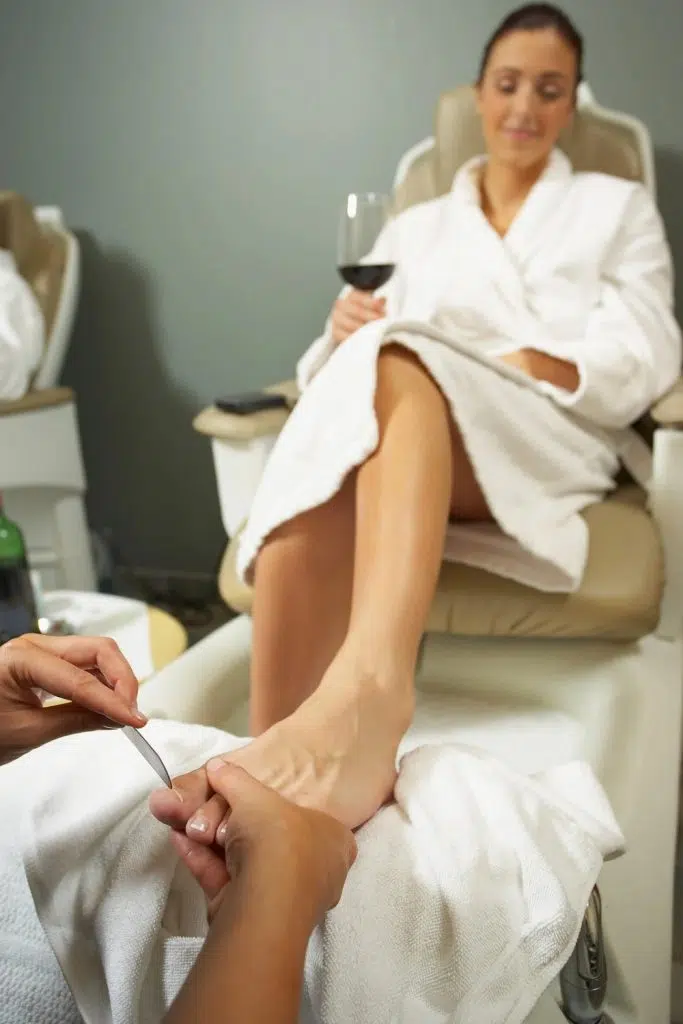 Things every wife should do alone regularly