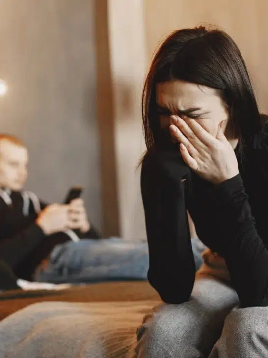 6 Reasons Why Men Become Emotionally Detached From Their Wives &ndash; And How To Fix It