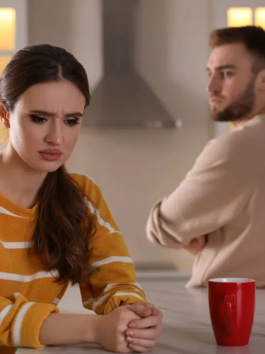 6 Signs of a Bad Husband