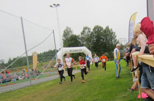 Kalle Ramde har tid med en pratstund på upploppet