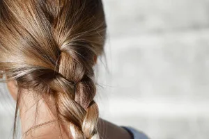 Conseils pour donner du volume aux cheveux