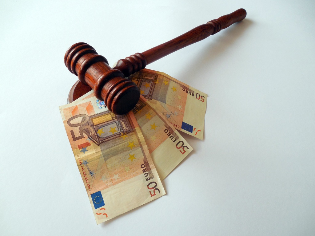 hammer-money-product-art-currency-euro-758111-pxhere.com
