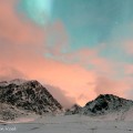 's nachts op strand Haukland met noorderlicht