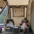 In de tent