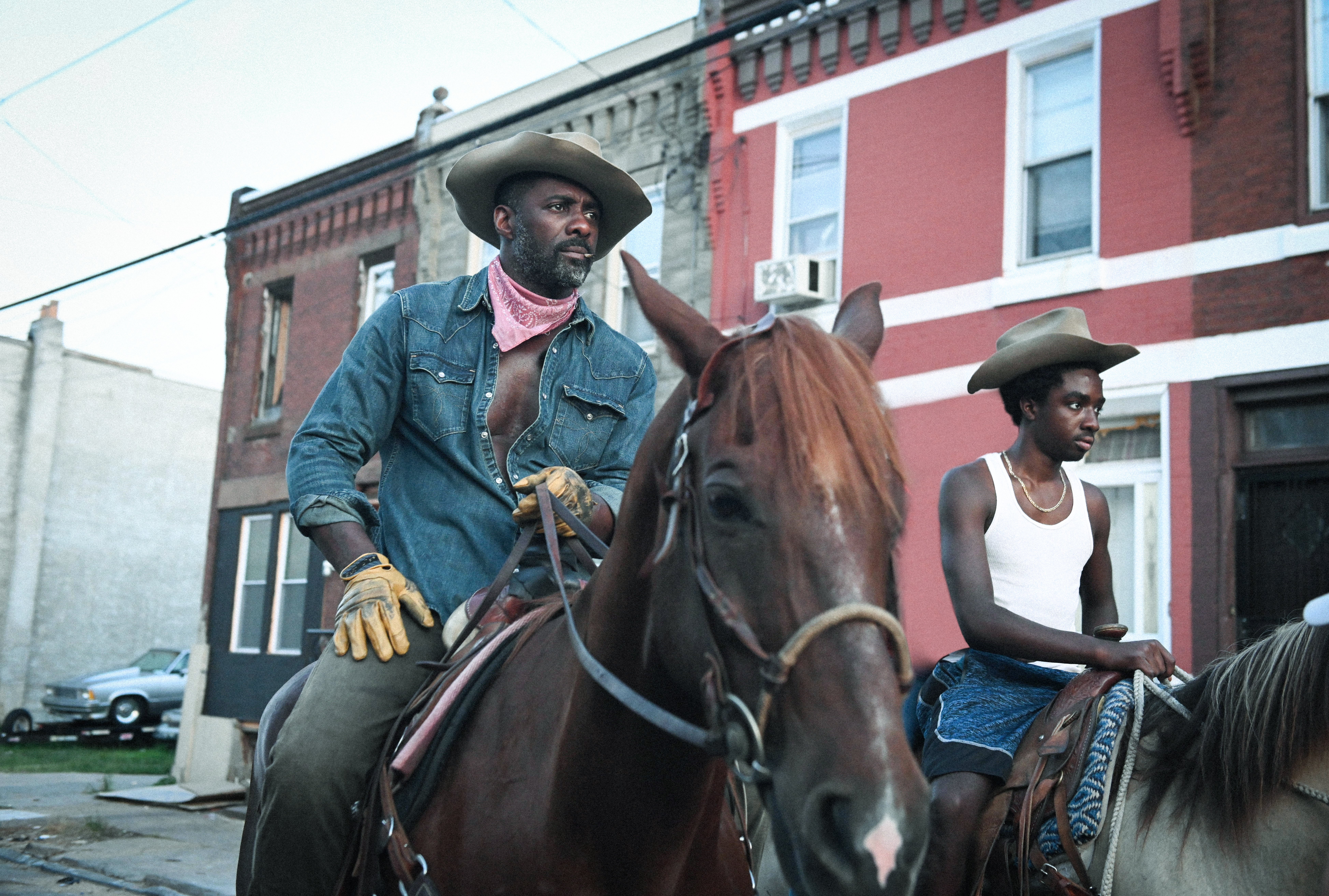 AnmeldelseCONCRETE COWBOY: I’m gonna take my horse to… Downtown Philadelphia?