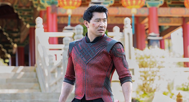 SHANG-CHI AND THE LEGEND OF THE TEN RINGS: Et pust frisk luft til MCU