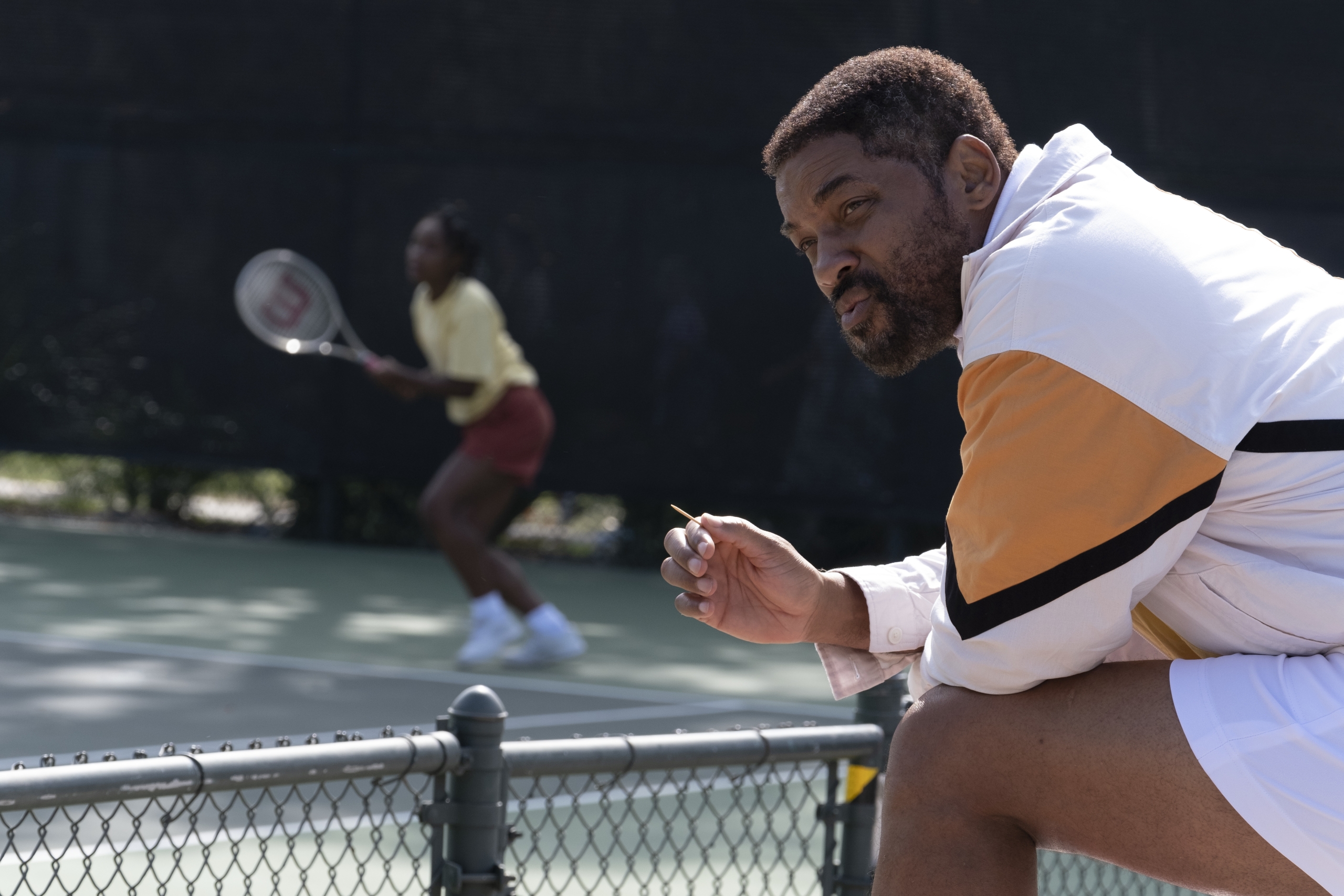 KING RICHARD: Will Smith-charme sælger feel-good formularen