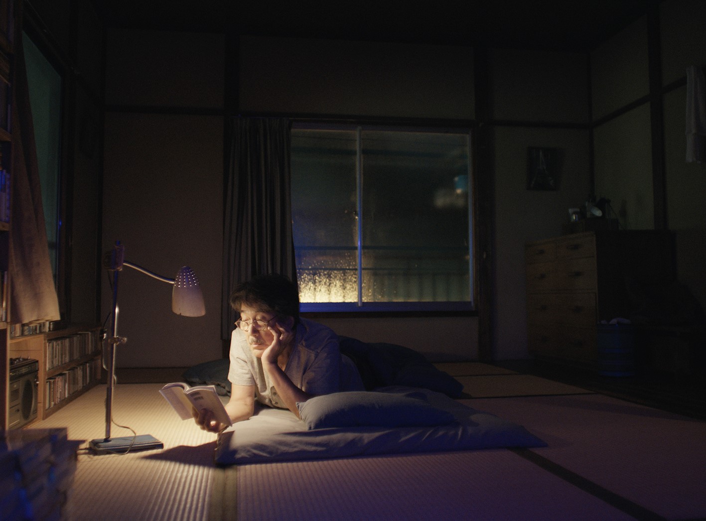 PERFECT DAYS: Toilet- og sjælrensende poetisk hverdagsfilm hæmmes af melodrama
