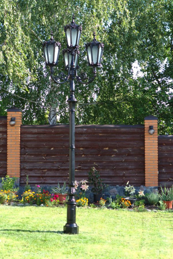 Lamppost, street lamp “Orchid”; 4 lanterns H438 atmosphere garden