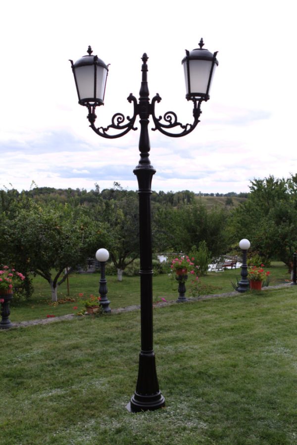 Lamppost, street lamp “Tulip”; 2 lanterns H342