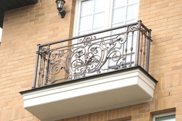 Wrought Iron French Balcony Railing (BR-0020180018)