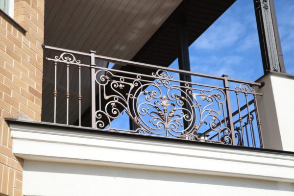 Wrought Iron French Balcony Railing (BR-0020180018)