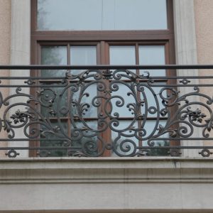 Wrought iron balcony railing (BR-0020180005)