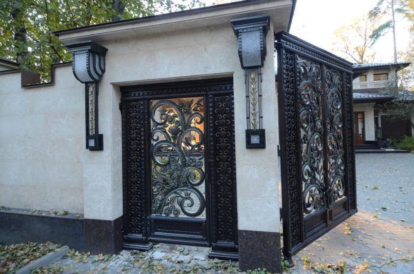 Wrought iron entrance gate “ART DECO”