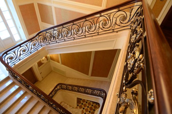 Wrought iron banister and balustrade “ClassicWood” overview
