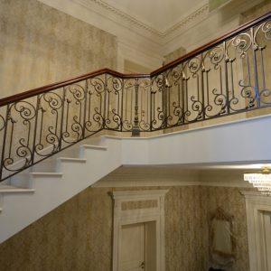 Wrought iron banister and balustrade “Royaal”