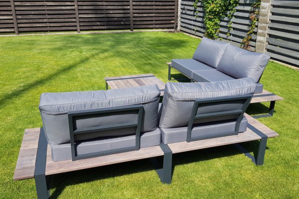 Modern Garden Furniture Ox Iron Art Back Top View