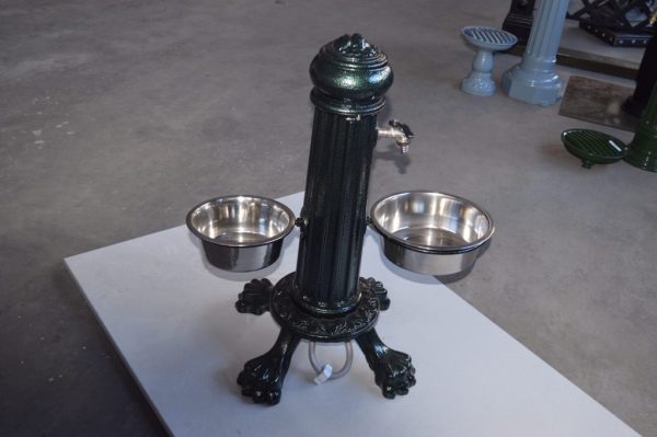 Water column: water column "Pet" with tap and drinking troughs overview