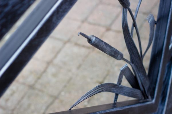 Wrought iron gate 'Reed plumes' detailed