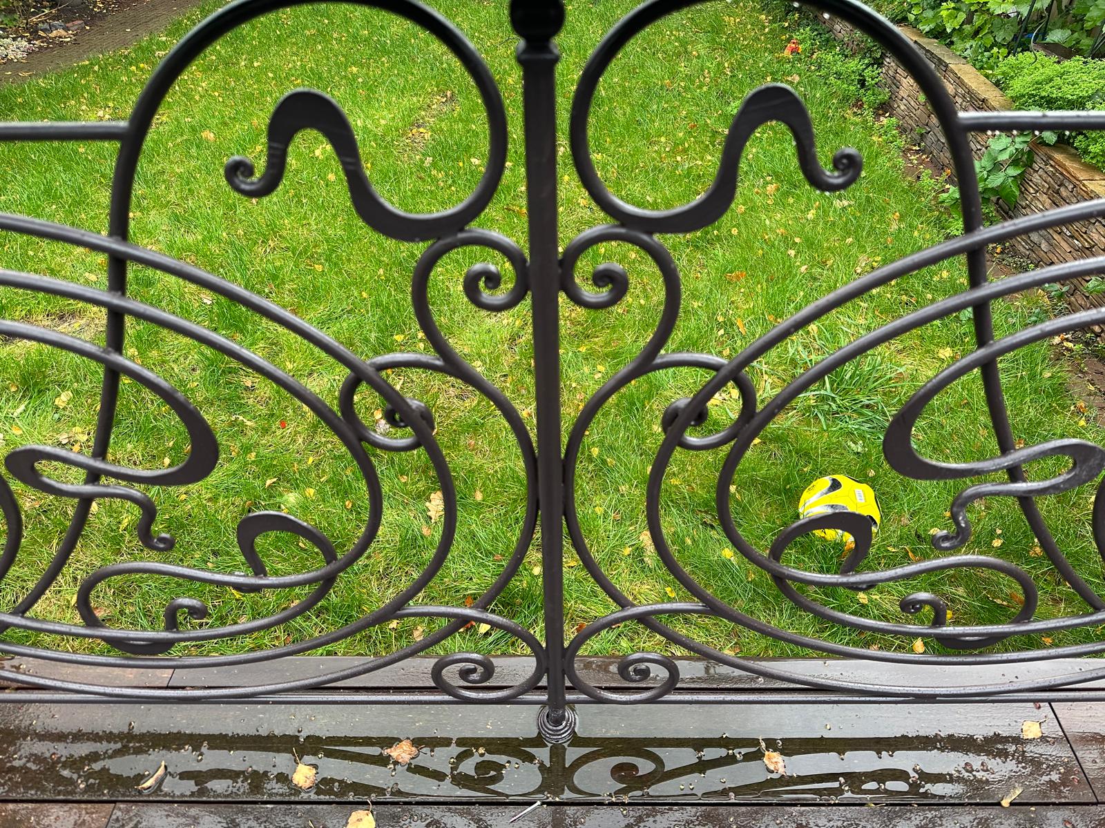 Terrashek van smeedijzer in Rotterdam