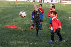 Corona Lock down Sinterklaas feest met voetbal spelletjes van 2 tot 3 uur