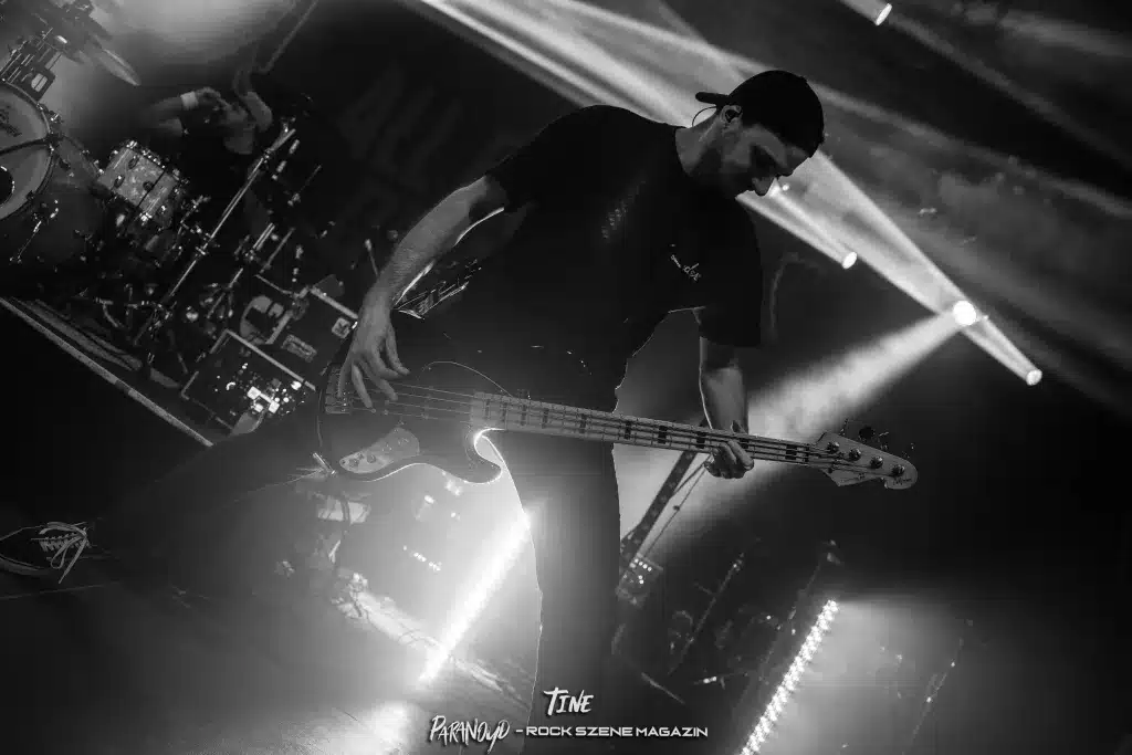 ALL FACES DOWN Stuttgart Im Wizemann by Tine Blessing