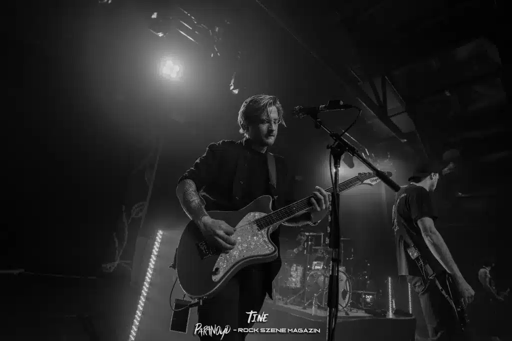 ALL FACES DOWN Stuttgart Im Wizemann by Tine Blessing