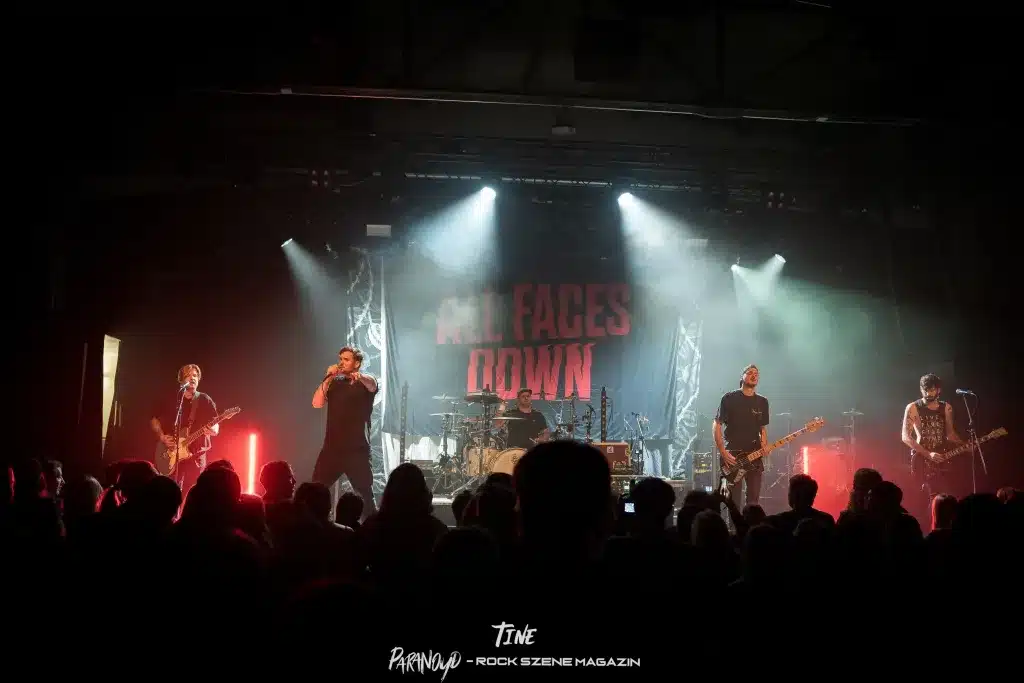ALL FACES DOWN Stuttgart Im Wizemann by Tine Blessing