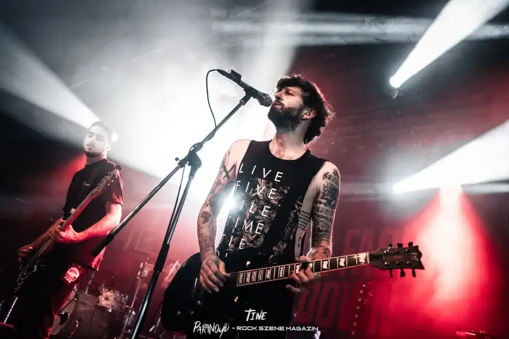 ALL FACES DOWN Stuttgart Im Wizemann by Tine Blessing