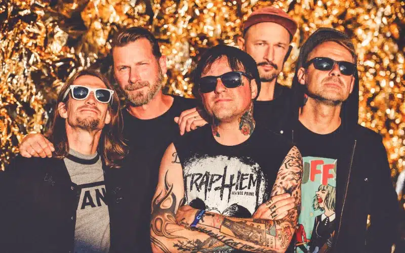 DONOTS kündigen intime Clubtour zum neuen Album „Schwert aus Holz“ an