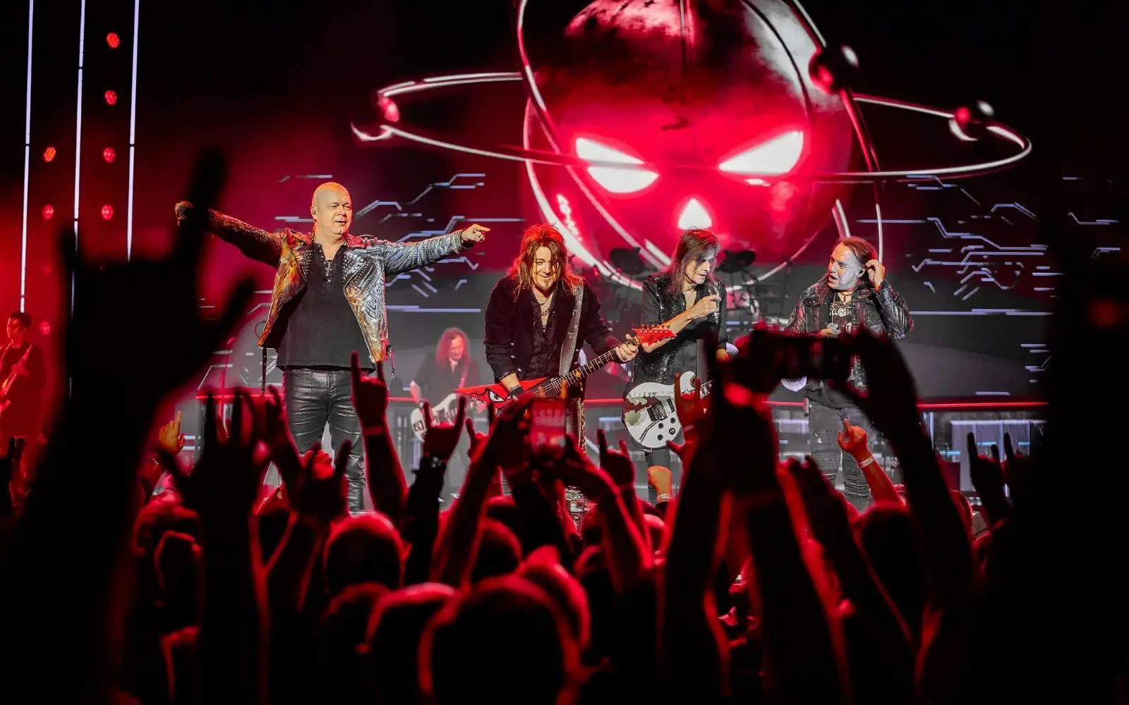 Michael Kiske Helloween vor begeistertem Publikum © Marc Blessing