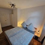 Schlafzimmer 4